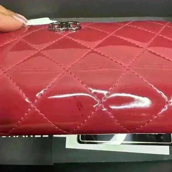 Authentic Chanel CC Logo Continental Wallet Patent Leather - Picture 7 of 15